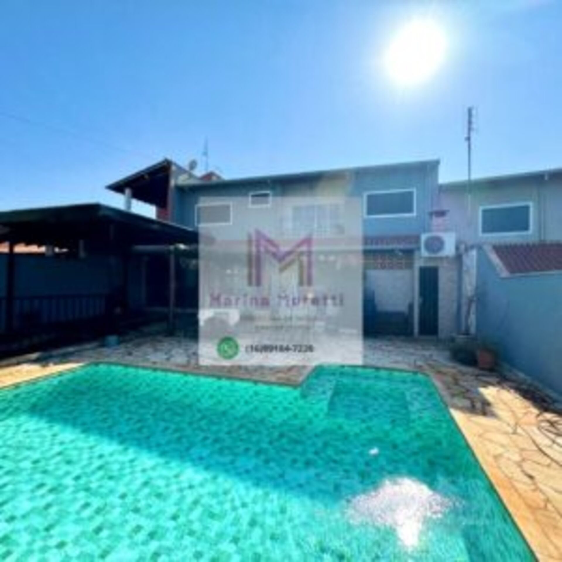 Rancho Mobiliado em Condomínio