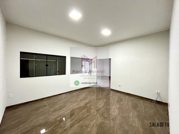 IMG_2880 IMG_2880
